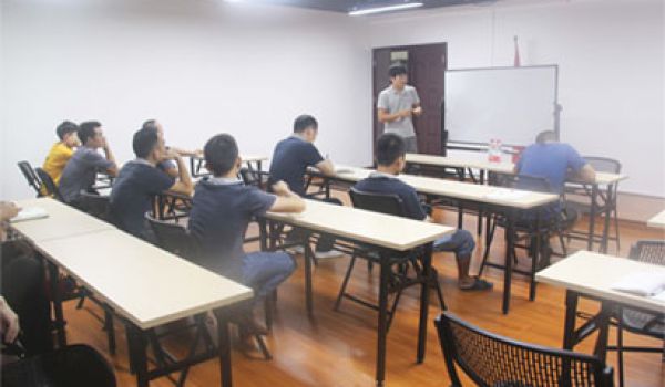 矩正全金屬檢測機培訓現場(chǎng)